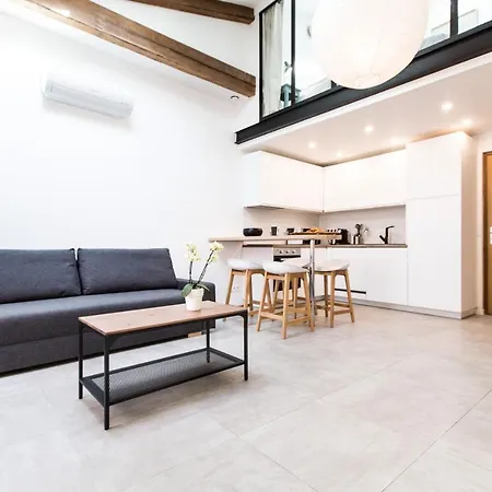 Appartement Au Coeur Du Vieil Et A 2 Pas De La Mer...