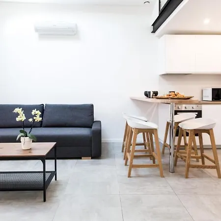 Appartement Au Coeur Du Vieil Et A 2 Pas De La Mer...